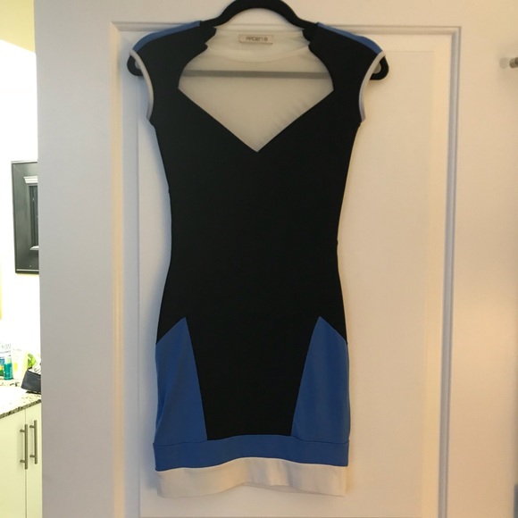 Geometric Arden B Dress - Picture 4 of 5